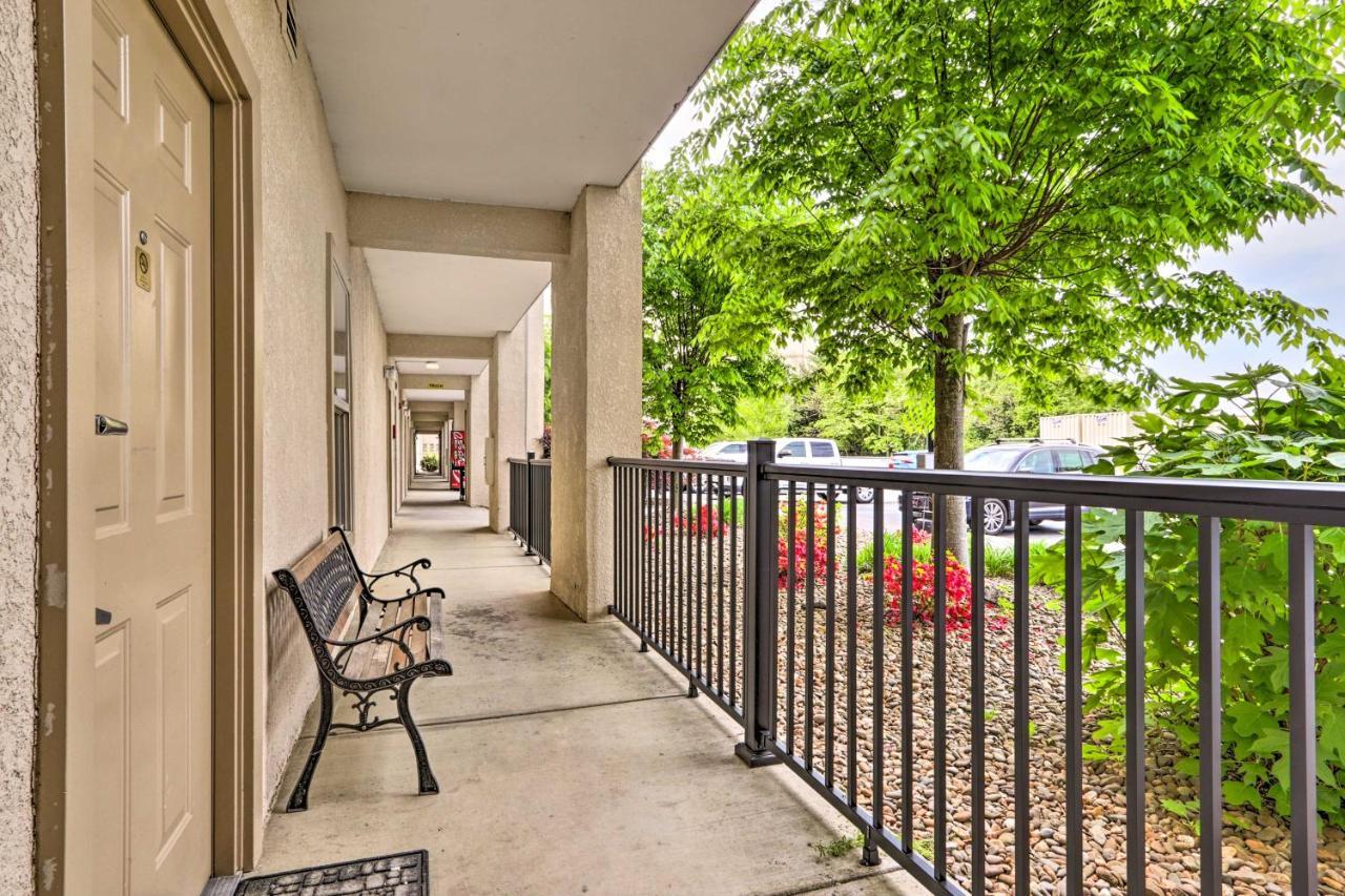 Downtown Pigeon Forge Condo With Pool Access! Ngoại thất bức ảnh