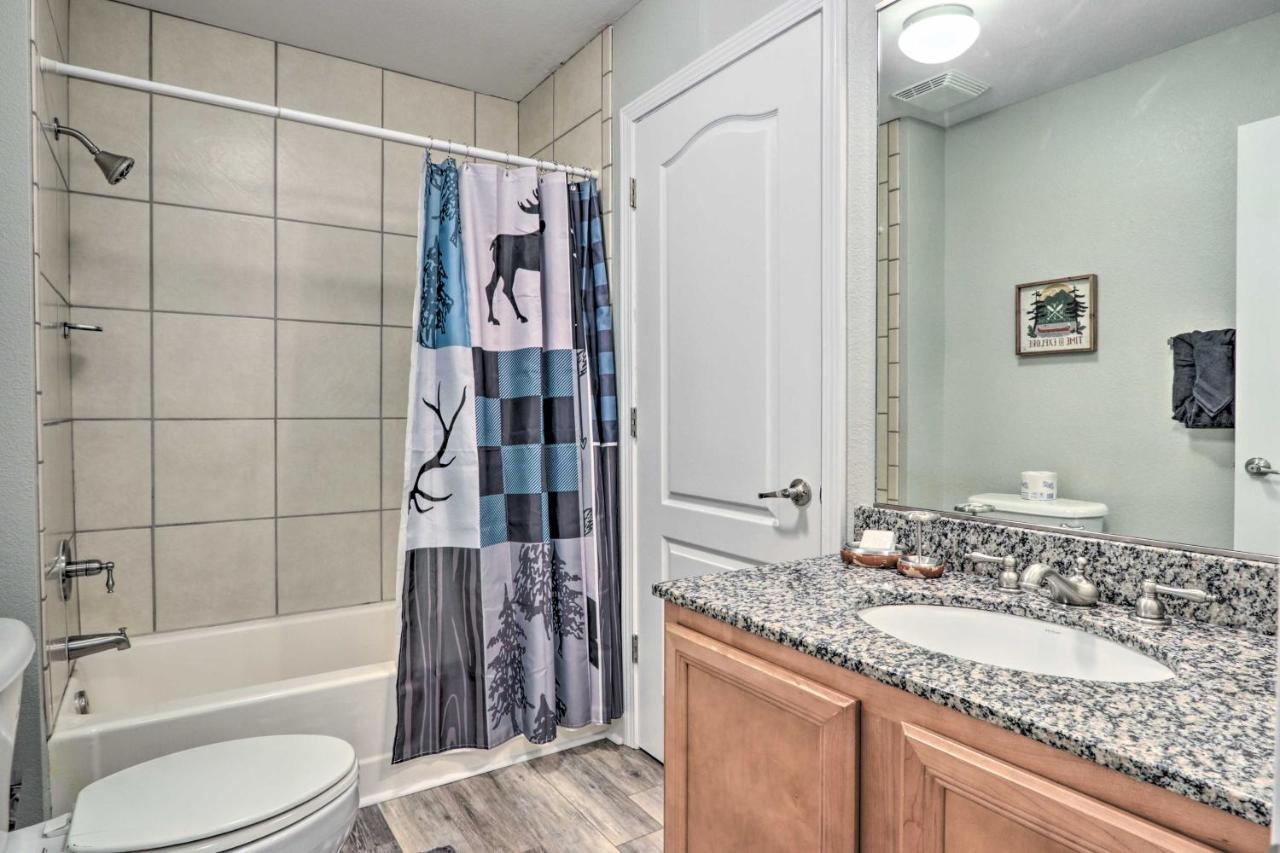 Downtown Pigeon Forge Condo With Pool Access! Ngoại thất bức ảnh